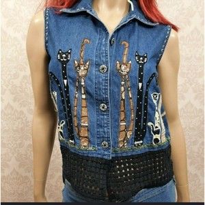 Vtg 80s/90s Life Style Petite denim button front vest with embroidered cats